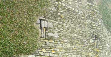 Look mom, no railing Ballycarbery Castle!