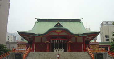 Hanazono Shrine.